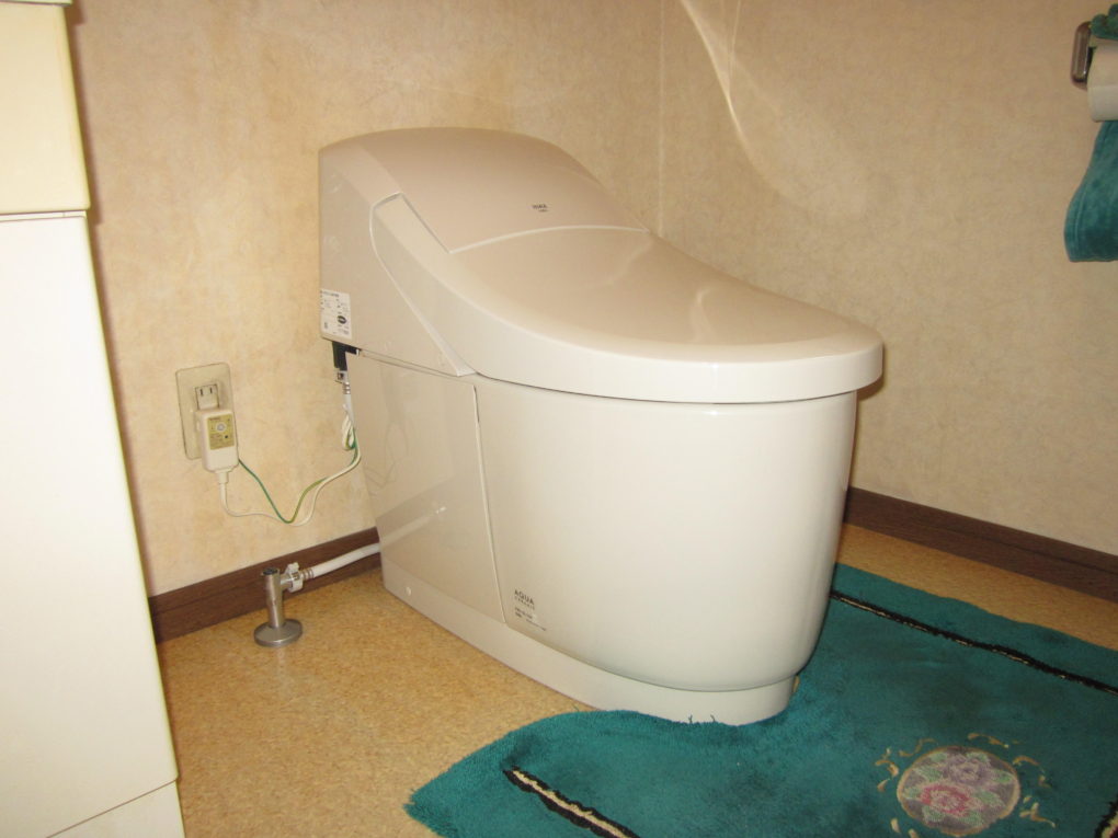 トイレ改修　やはり決め手は”節水”です　長野市　K様邸